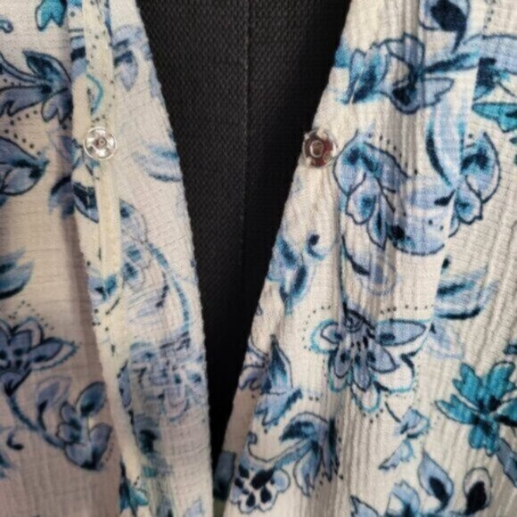 Blue Floral Ruffle Blouse MELLODAY Size 2X - Picture 7 of 11